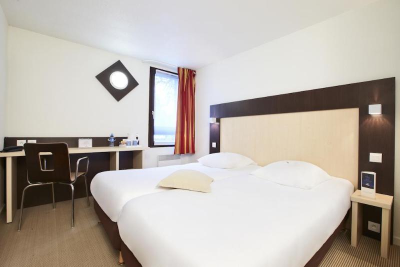 Kyriad Rouen Nord - Mont Saint Aignan Mont-Saint-Aignan Exterior foto