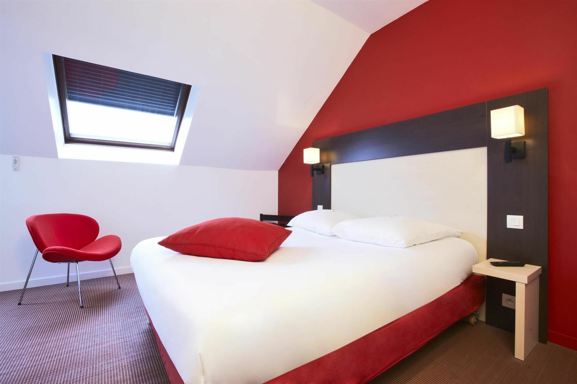 Kyriad Rouen Nord - Mont Saint Aignan Mont-Saint-Aignan Exterior foto
